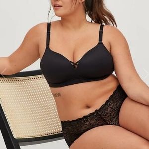 TORRID PUSH-UP WIRE-FREE BRA
